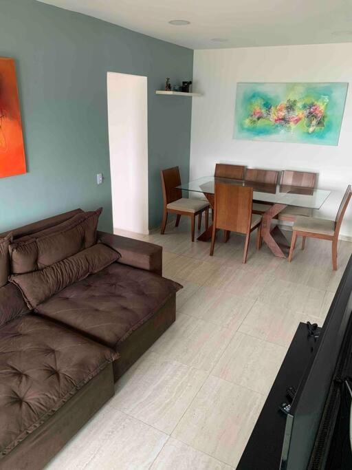 - 2 Quartos - 1225 Apartamento *