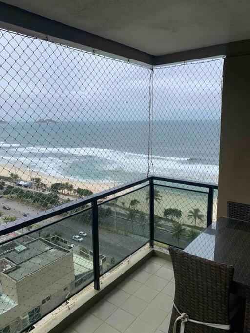 Apartamento - 2 Quartos - 1225 *