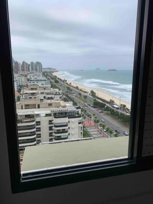 - 2 Quartos - 1225 *